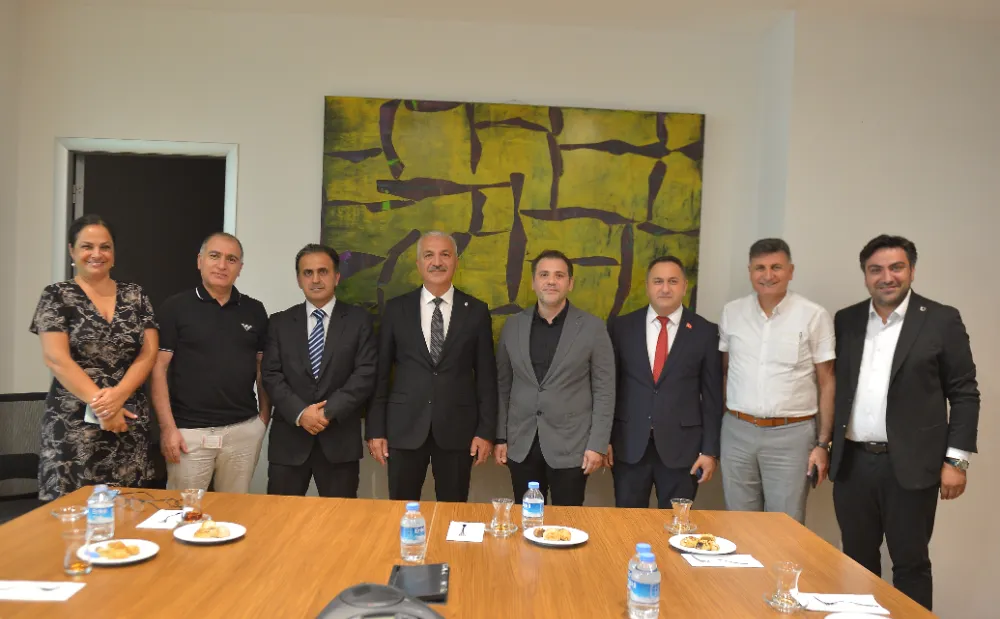 GEBZE TİCARET ODASI’NDAN İSO 500’DE YER ALAN FARPLAS OTOMOTİV A.Ş.’YE TEBRİK ZİYARETİ